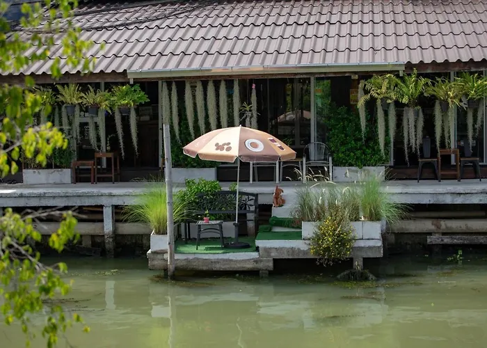 Reuan Vilawan 3*