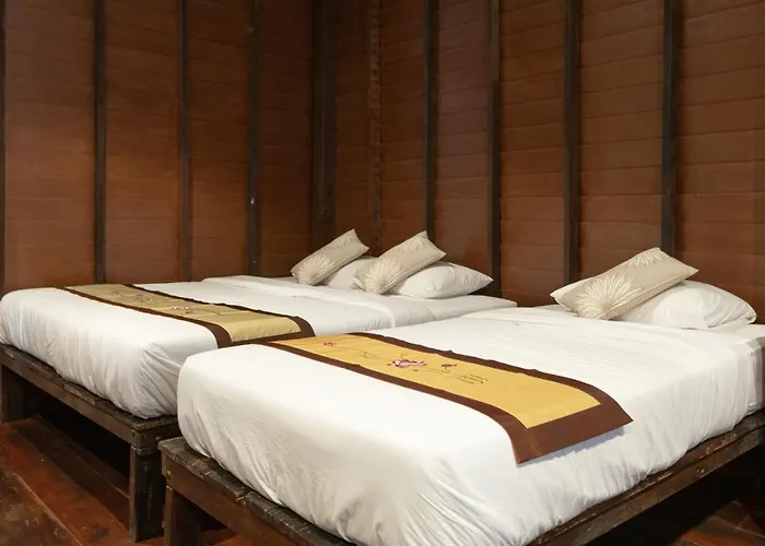 Reuan Vilawan บ้านพัก 3*
