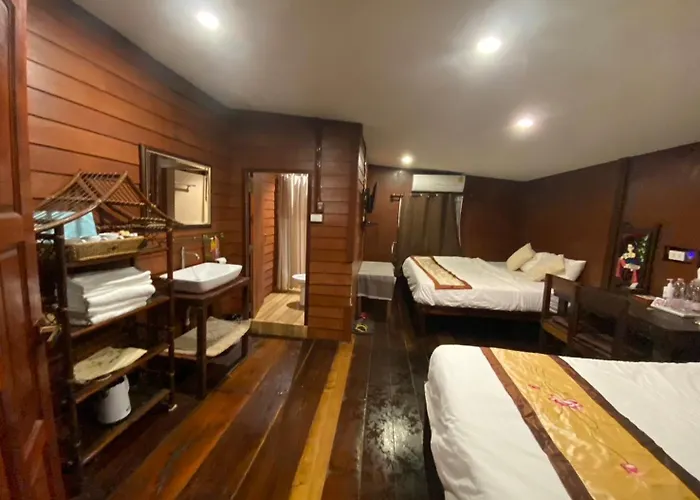 บ้านพัก Reuan Vilawan Ratchaburi