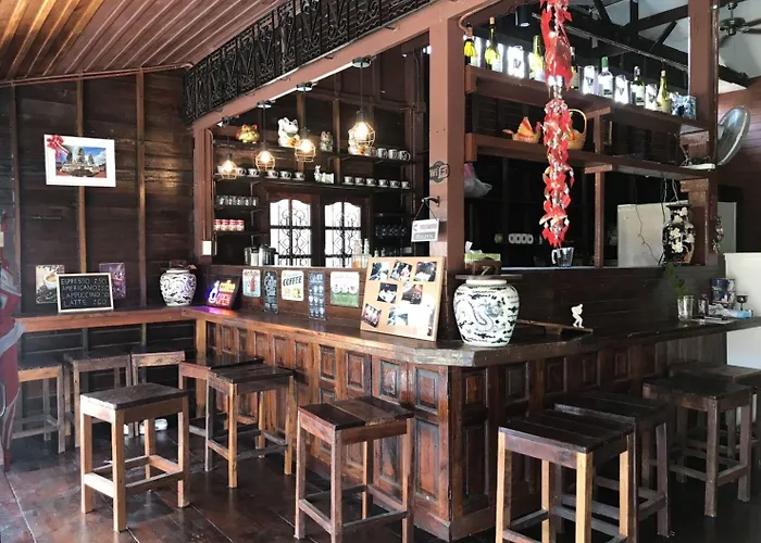 บ้านพัก Reuan Vilawan 3*