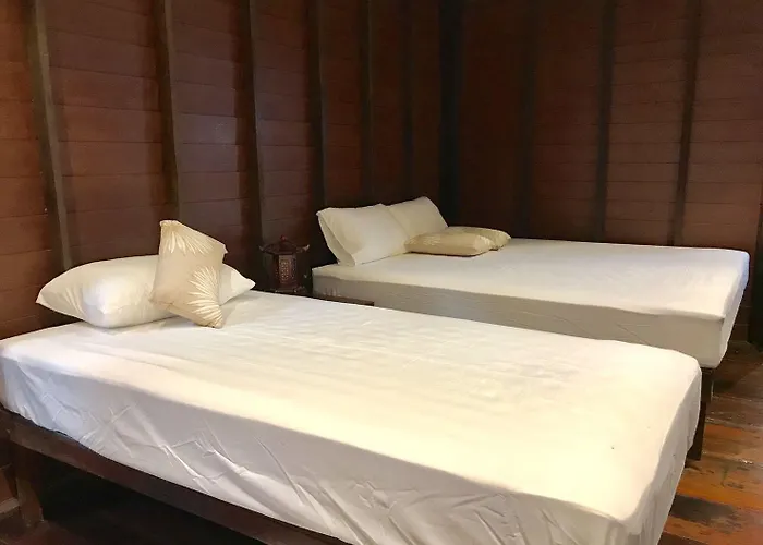 Reuan Vilawan บ้านพัก Ratchaburi